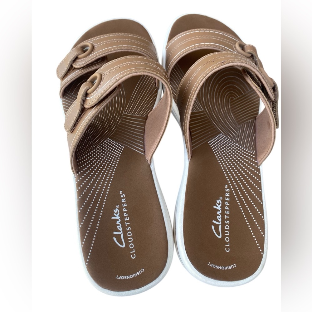 Clarks Women's Cloudsteppers Breeze Maye Sandals: Warm Beige (Chaud) 9m View 2